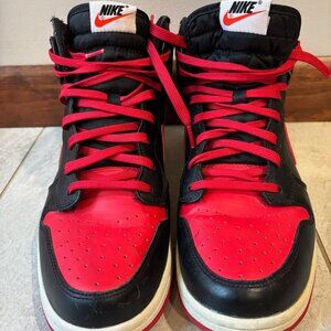 Men’s Nike Dunk High CMFT University Red/Black Sneakers (10.5) 705434-600